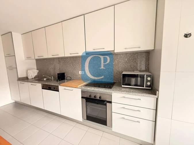 Apartamento T2 para Arrendamento em Paranhos Foto 6