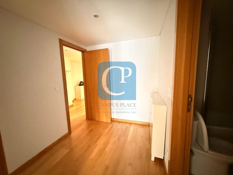 Apartamento T2 para Arrendamento em Paranhos Foto 27