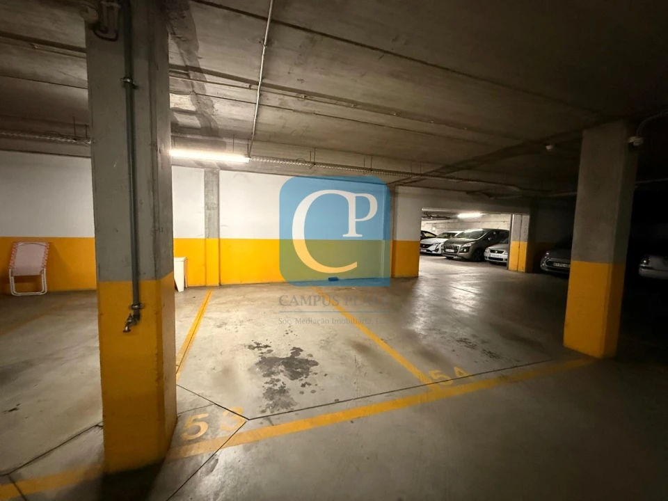 Apartamento T2 para Arrendamento em Paranhos Foto 31