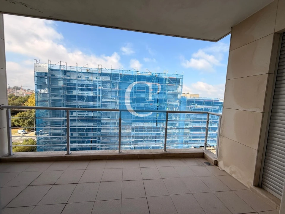 Apartamento T2 para Arrendamento em Paranhos Foto 25
