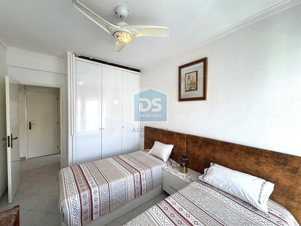 Apartamento T2 para Venda em Quarteira Foto 21