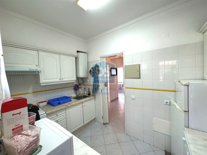 Apartamento T2 para Venda em Quarteira Foto 14