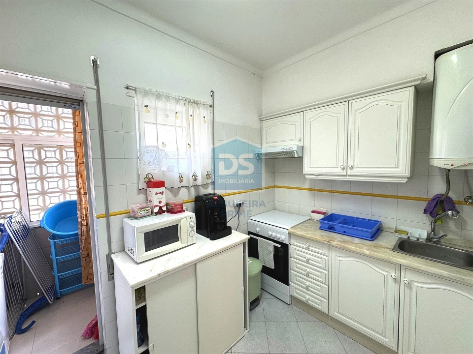 Apartamento T2 para Venda em Quarteira Foto 13