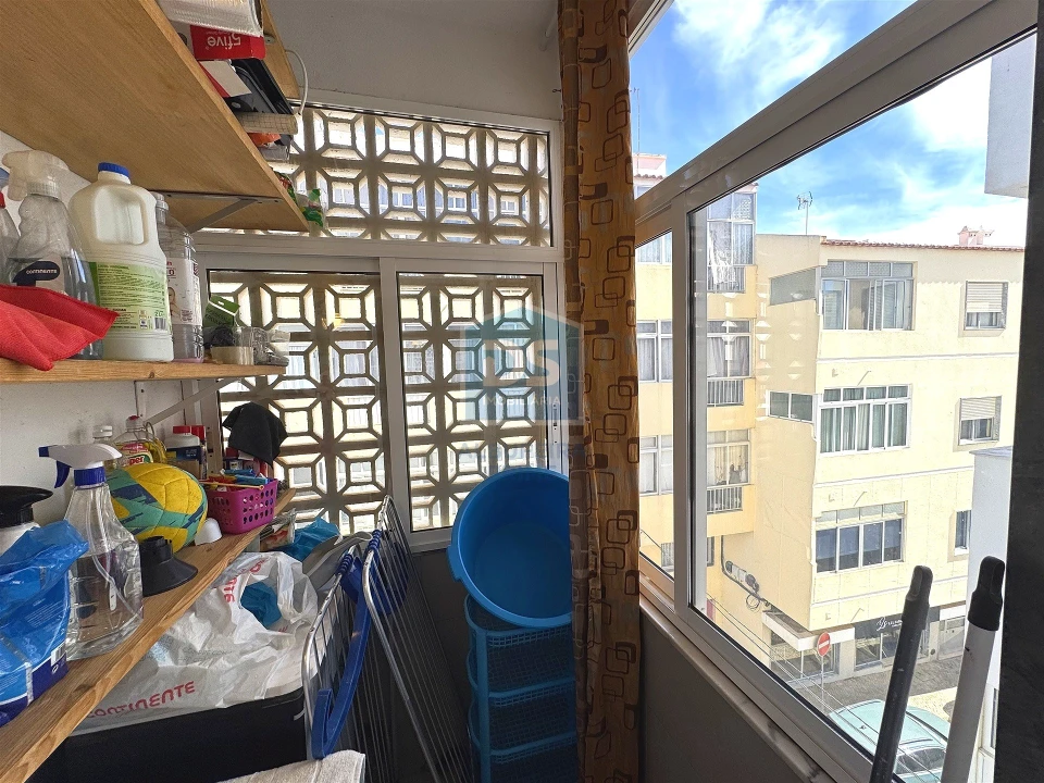 Apartamento T2 para Venda em Quarteira Foto 32