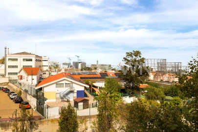 Apartamento T3 para Venda em Marvila