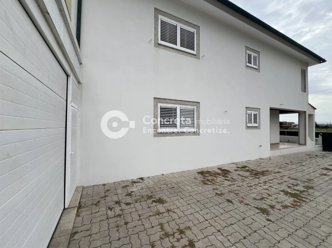 Moradia T3 para Venda em Viatodos, Grimancelos, Minhotães, Monte Fralães Foto 4