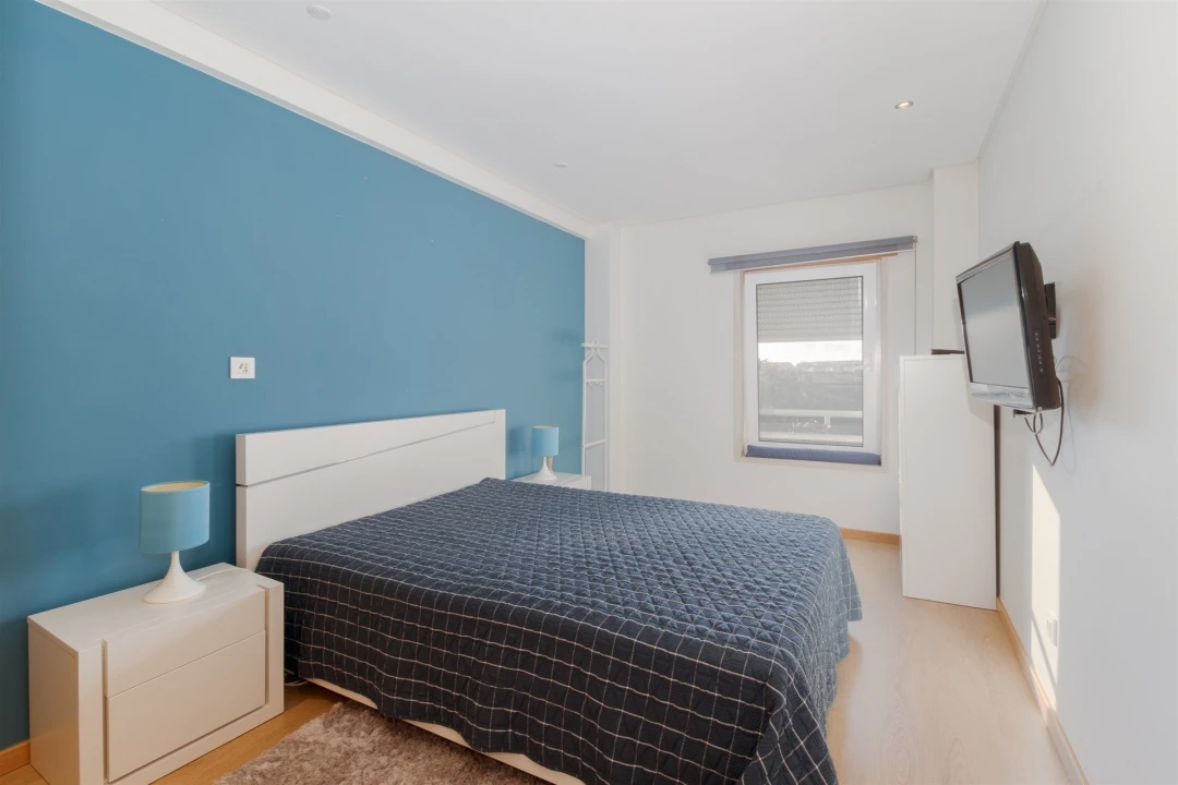 Apartamento T2 para Venda em Porto Salvo Foto 6