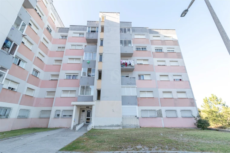 Apartamento T3 para Venda em Santo Antonio da Charneca Foto 8