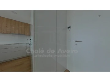 Apartamento T1 para Arrendamento em Glória e Vera Cruz