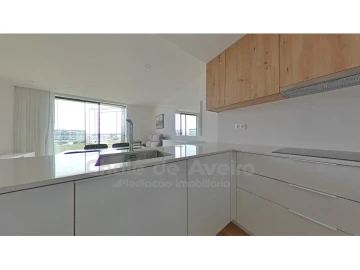 Apartamento T1 para Arrendamento em Glória e Vera Cruz