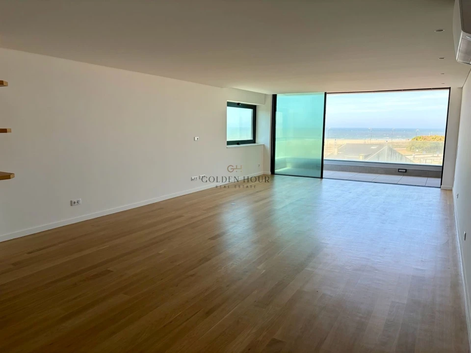 Apartamento T3 para Arrendamento em Canidelo Foto 2