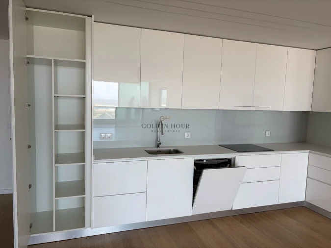 Apartamento T3 para Arrendamento em Canidelo Foto 9