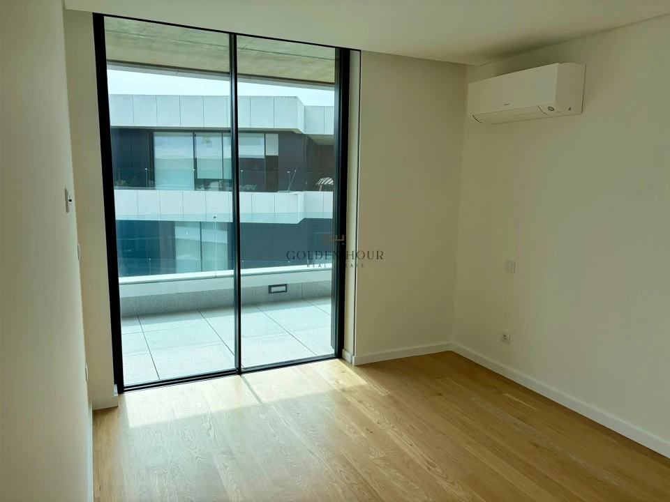 Apartamento T3 para Arrendamento em Canidelo Foto 23