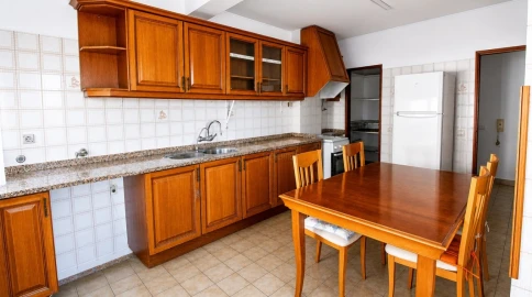 Apartamento T3 para Venda em Lagos (São Sebastião e Santa Maria)
