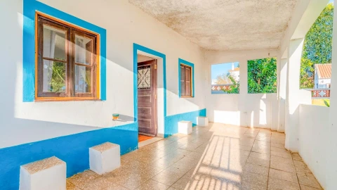 Moradia T5 para Venda em Lagos (São Sebastião e Santa Maria)