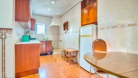Moradia T5 para Venda em Lagos (São Sebastião e Santa Maria)