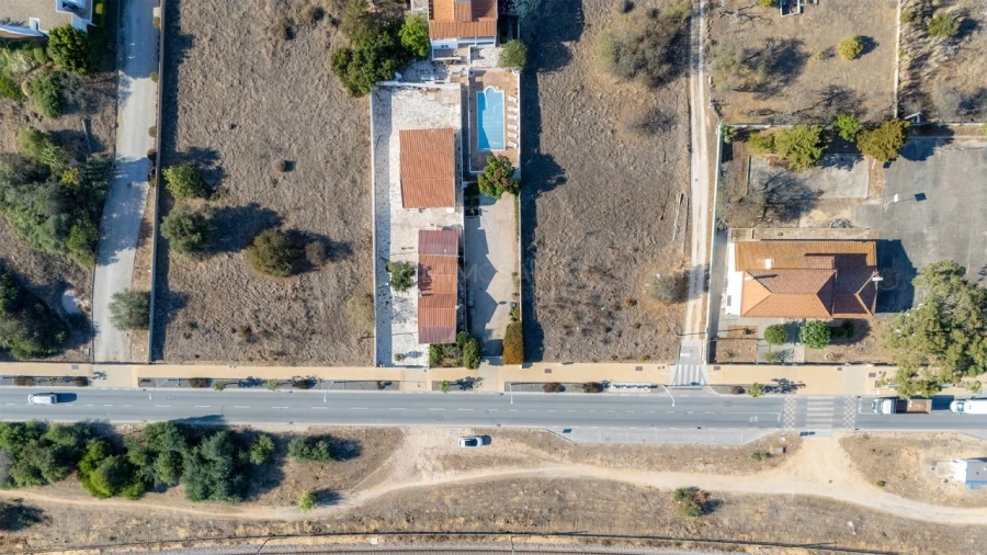Moradia T5 para Venda em Lagos (São Sebastião e Santa Maria) Foto 6