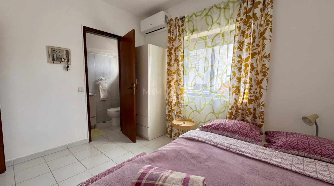 Apartamento T1 para Venda em Odiaxere Foto 14
