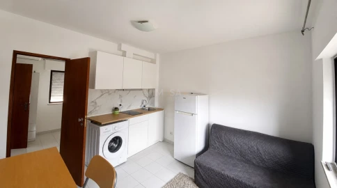 Apartamento T1 para Venda em Odiaxere