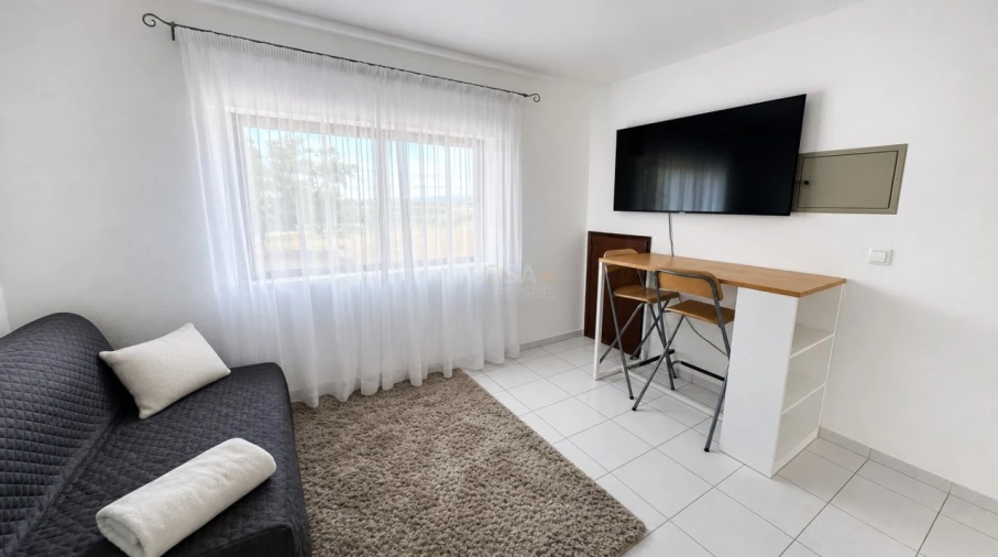 Apartamento T1 para Venda em Odiaxere Foto 2