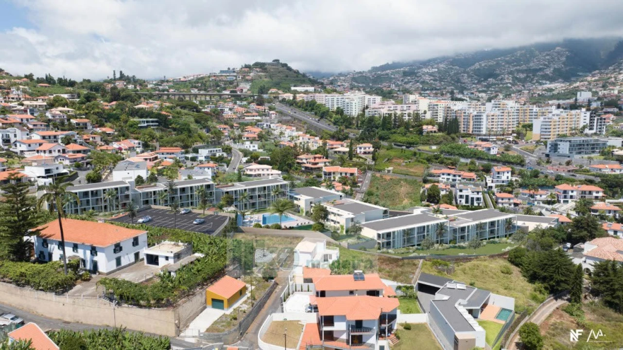 Apartamento T2 para Venda em São Martinho Foto 10
