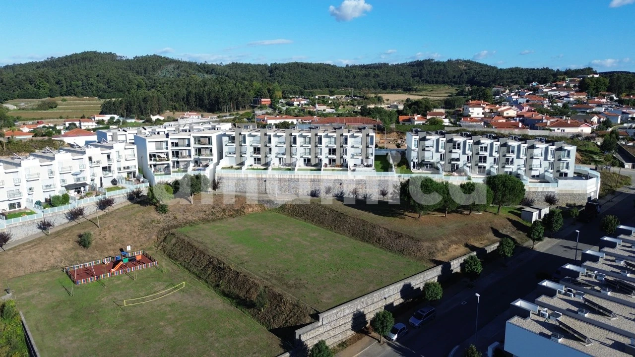 Moradia T3 para Venda em Gondifelos, Cavalões e Outiz Foto 13