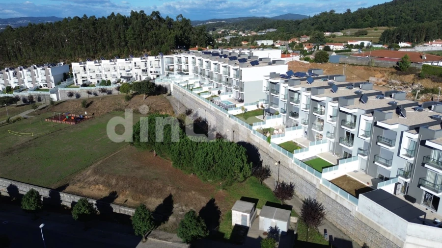Moradia T3 para Venda em Gondifelos, Cavalões e Outiz Foto 5