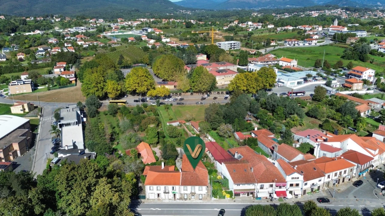 Moradia T4 para Venda em Lanheses Foto 2