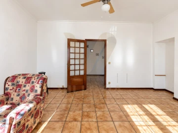 Moradia T4 para Venda em Lanheses