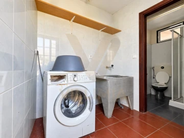 Moradia T4 para Venda em Lanheses