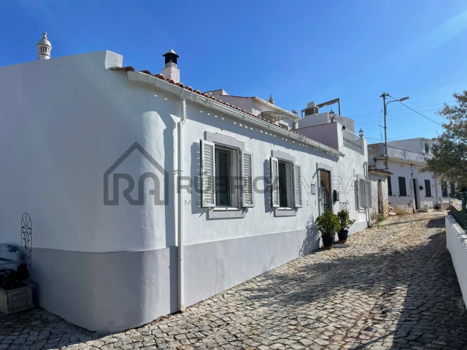 Moradia T3 para Venda em Salir Foto 4