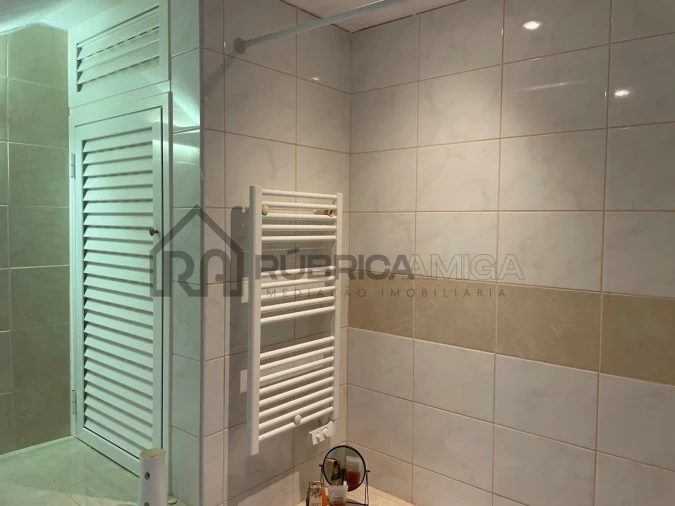 Moradia T3 para Venda em Salir Foto 19