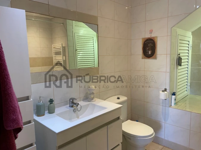 Moradia T3 para Venda em Salir Foto 20