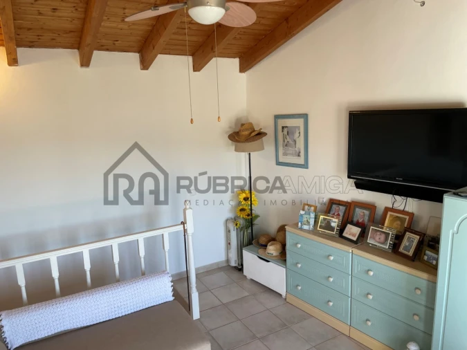 Moradia T3 para Venda em Salir Foto 37