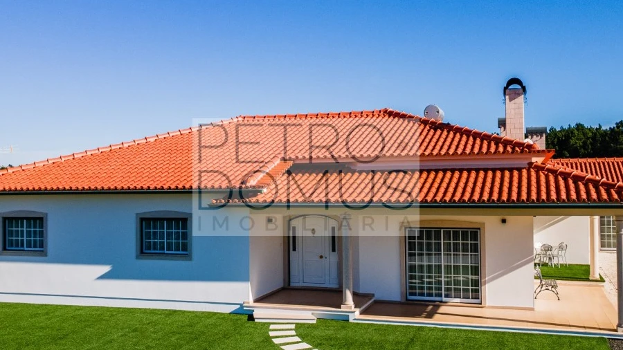 Moradia T4 para Venda em Maceira