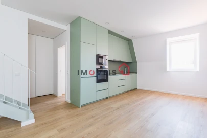 Apartamento T2 para Venda em Leiria, Pousos, Barreira e Cortes