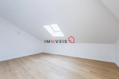 Apartamento T2 para Venda em Leiria, Pousos, Barreira e Cortes