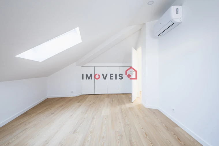 Apartamento T2 para Venda em Leiria, Pousos, Barreira e Cortes Foto 16
