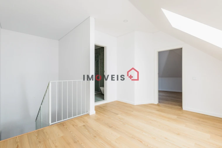 Apartamento T2 para Venda em Leiria, Pousos, Barreira e Cortes Foto 12