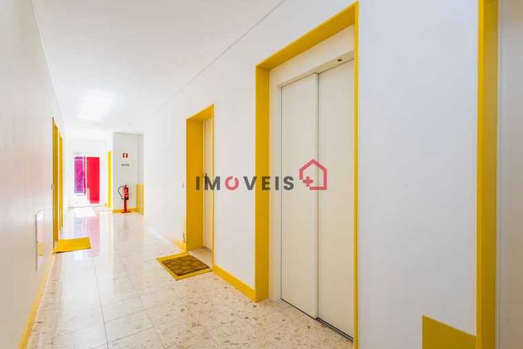 Apartamento T2 para Venda em Leiria, Pousos, Barreira e Cortes Foto 17