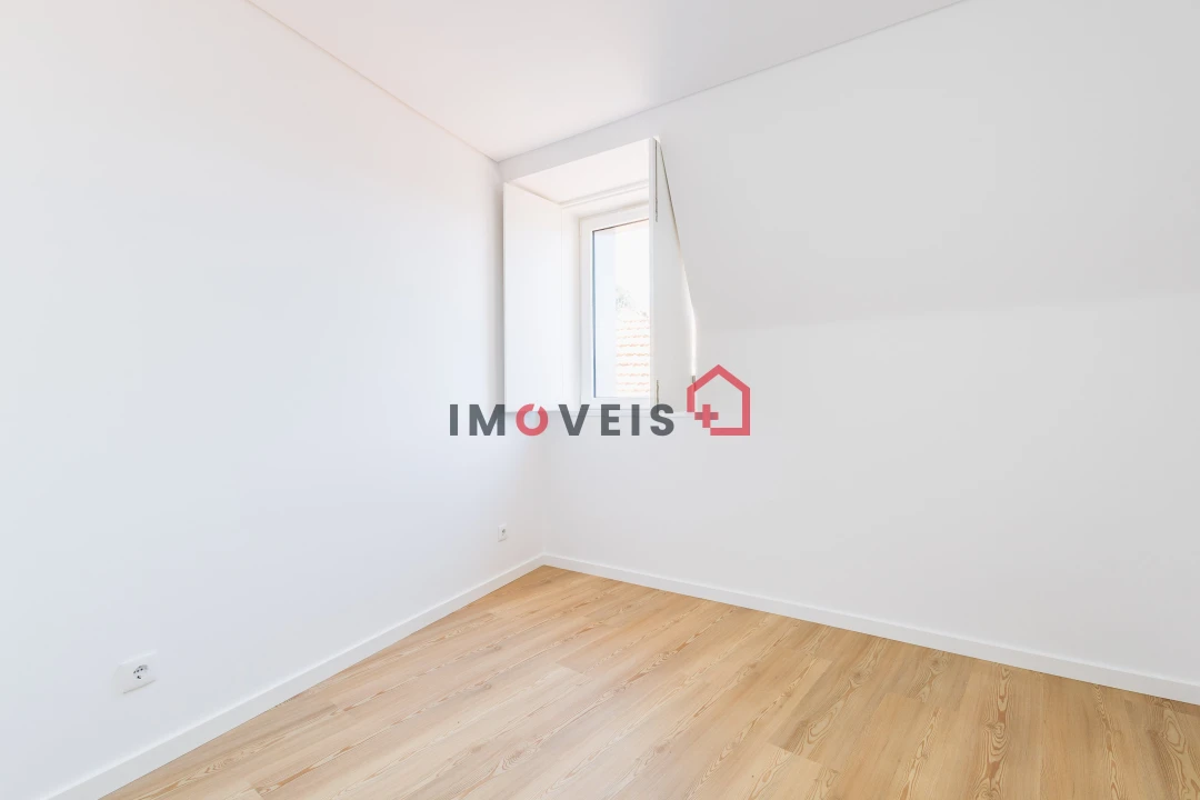 Apartamento T2 para Venda em Leiria, Pousos, Barreira e Cortes Foto 9