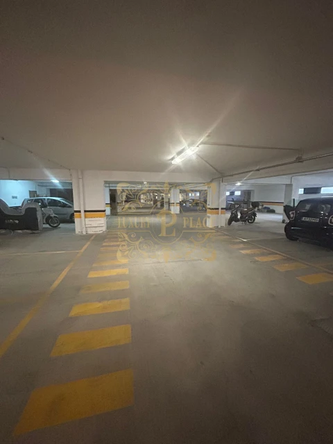 Garagem para Venda em Sesimbra (Santiago)