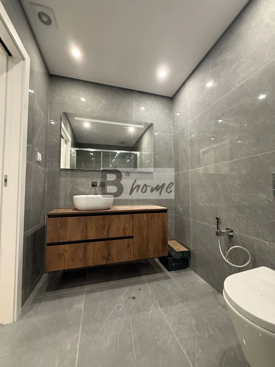 Apartamento T1 para Venda em Charneca de Caparica e Sobreda Foto 10
