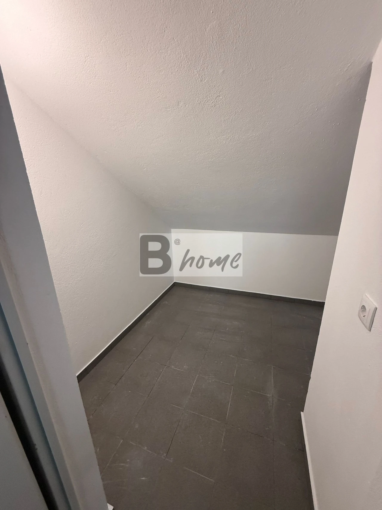 Apartamento T1 para Venda em Charneca de Caparica e Sobreda Foto 14