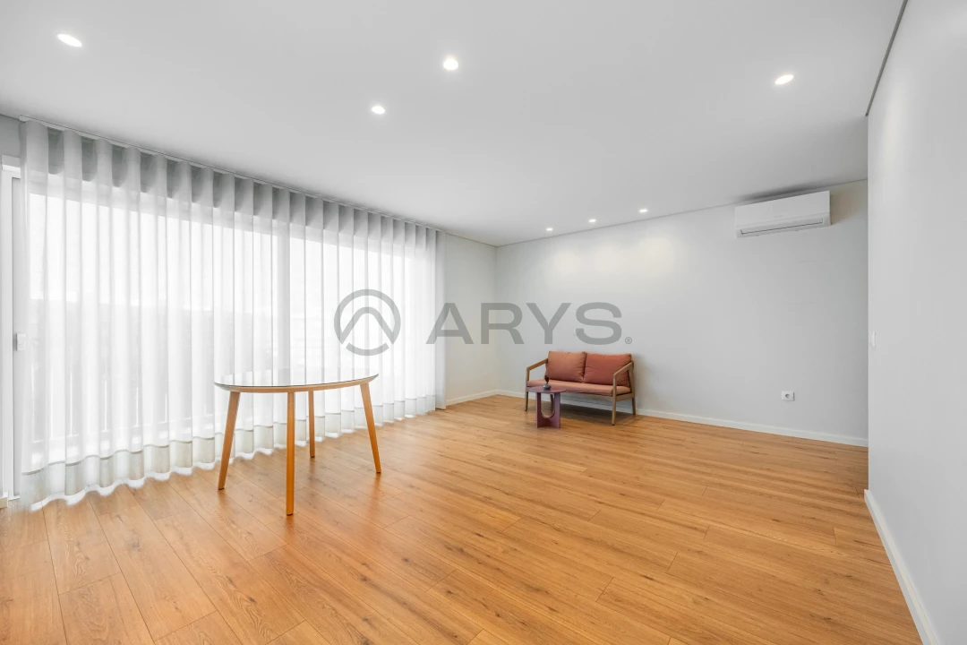 Apartamento T2 para Venda em São Vicente (Braga) Foto 1