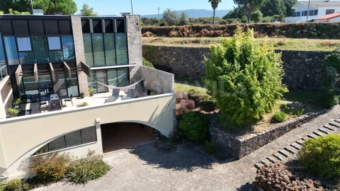 Moradia T4 para Venda em Caminha (Matriz) e Vilarelho