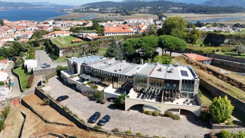 Moradia T4 para Venda em Caminha (Matriz) e Vilarelho