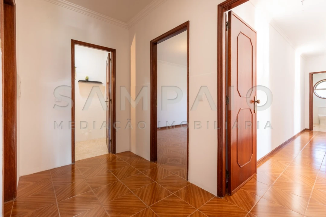 Apartamento T3 para Venda em Rio Tinto Foto 5