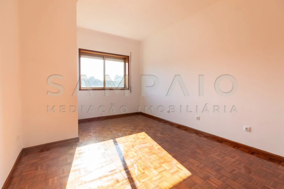Apartamento T3 para Venda em Rio Tinto Foto 16