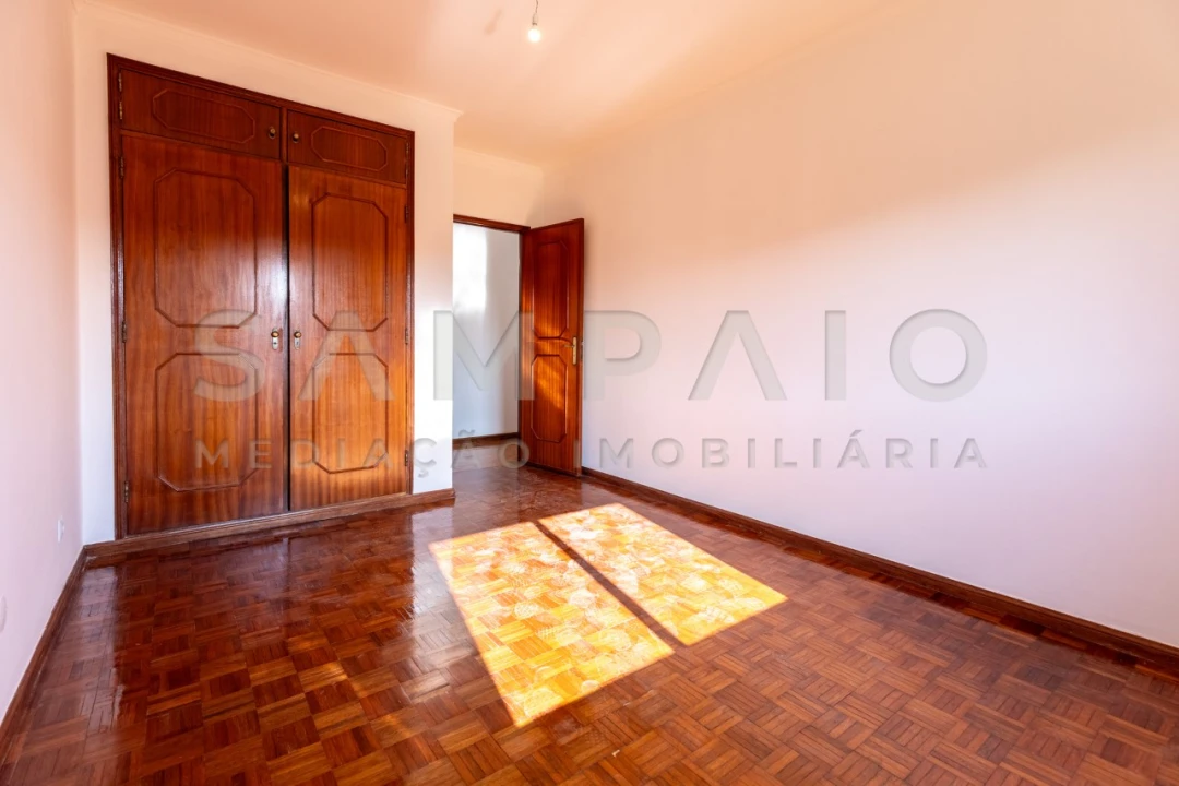 Apartamento T3 para Venda em Rio Tinto Foto 17